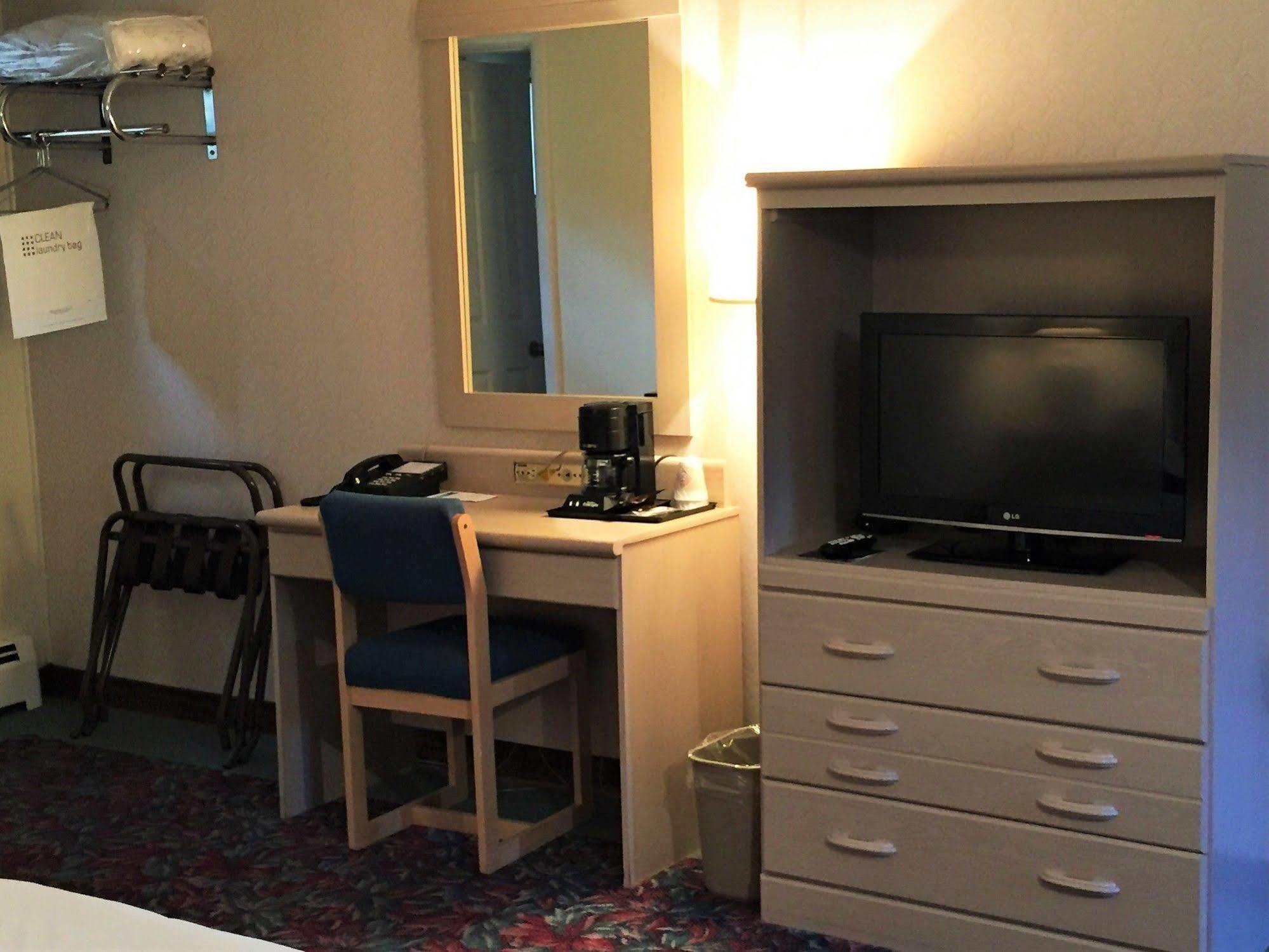 Cedar Motor Inn Marquette Luaran gambar