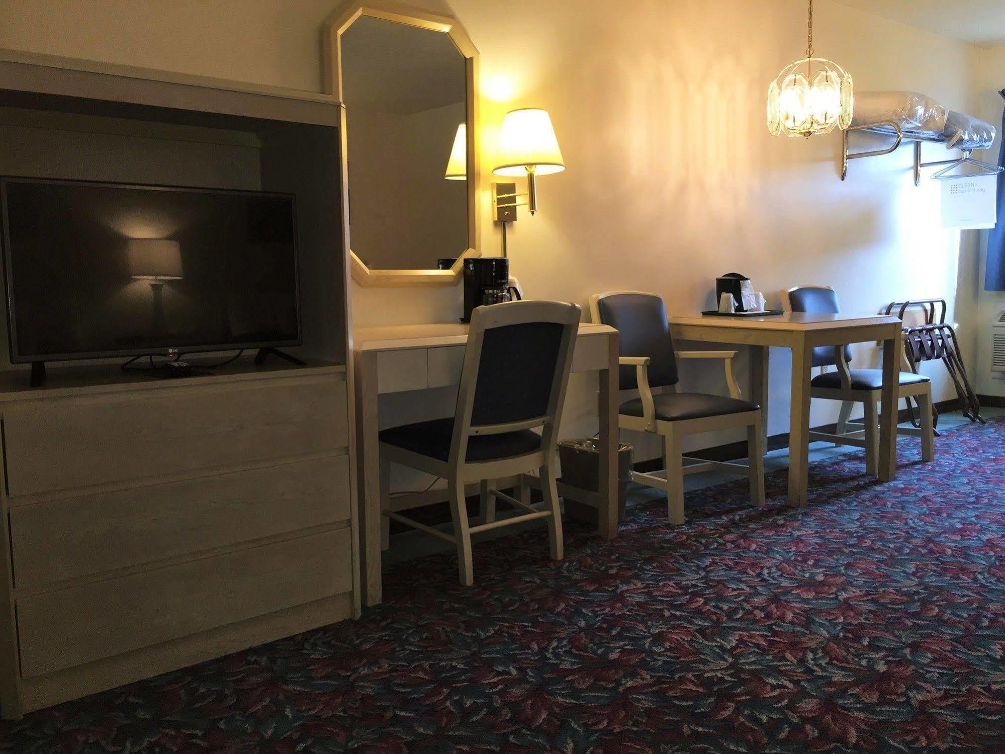 Cedar Motor Inn Marquette Luaran gambar