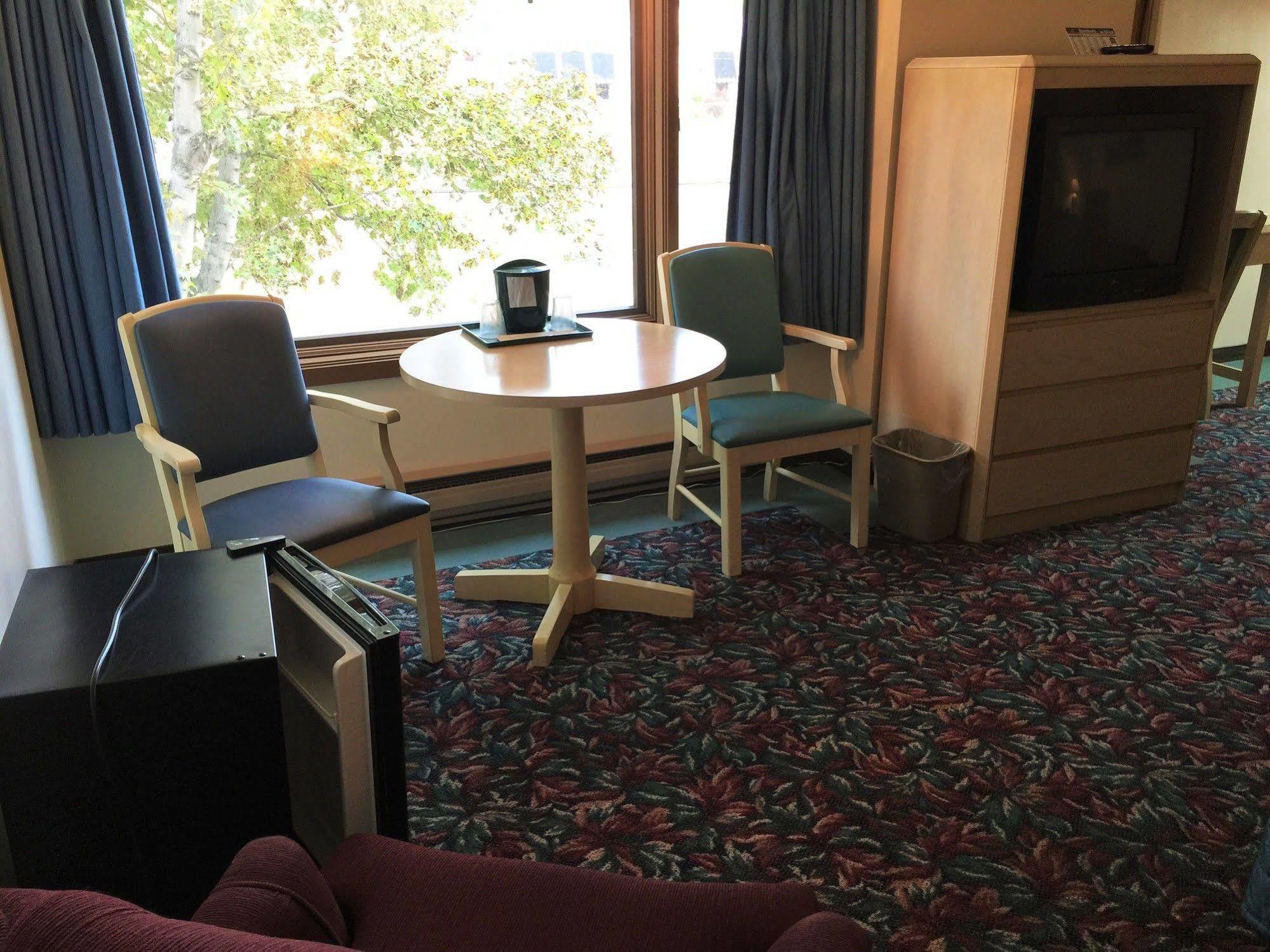 Cedar Motor Inn Marquette Luaran gambar