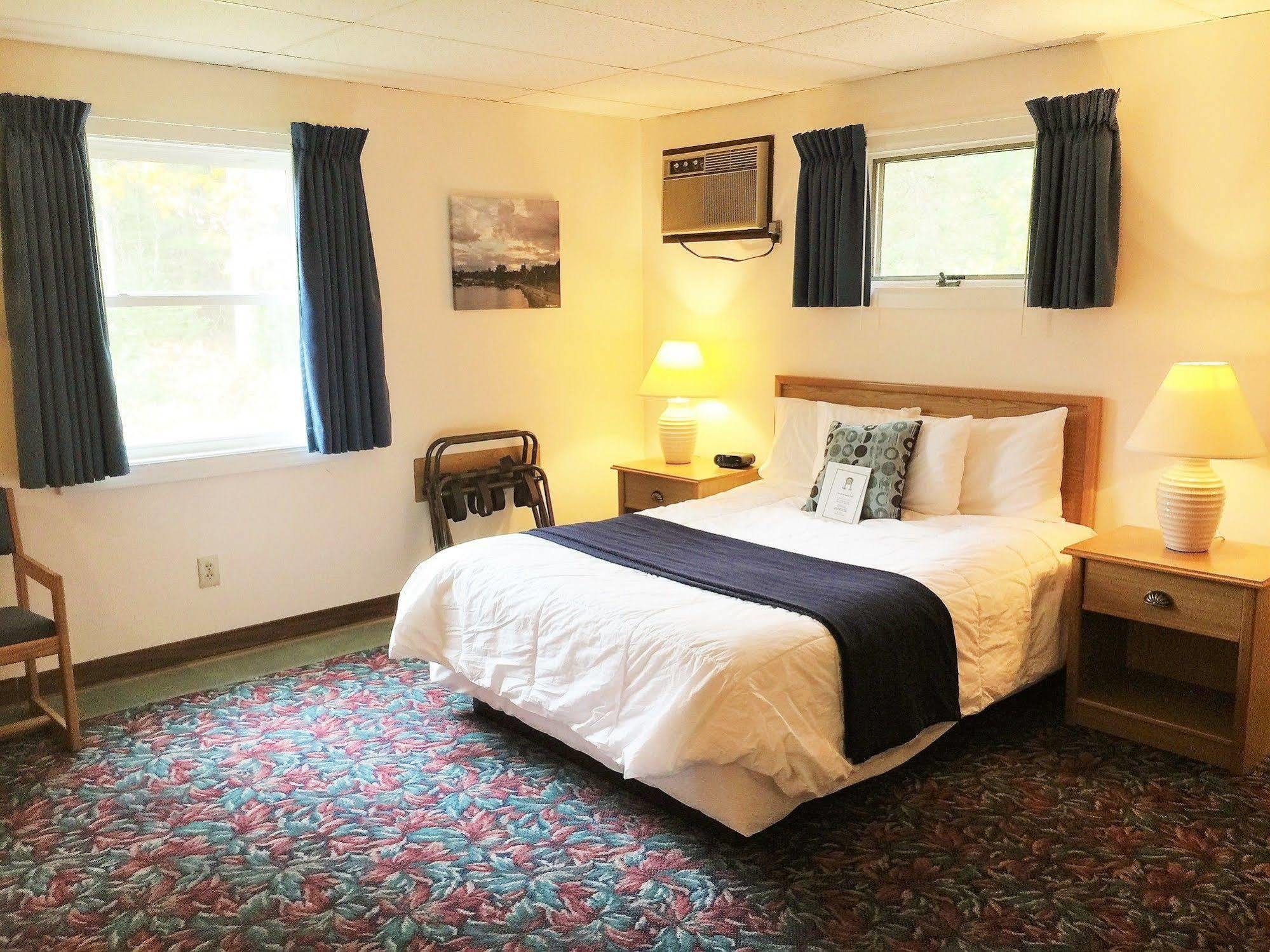 Cedar Motor Inn Marquette Luaran gambar