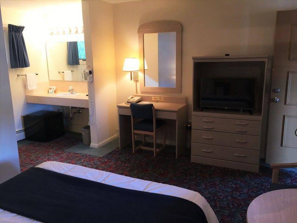 Cedar Motor Inn Marquette Luaran gambar